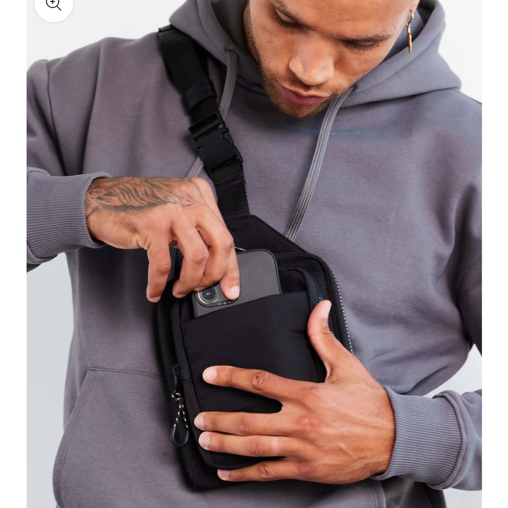 BEIS sport sling